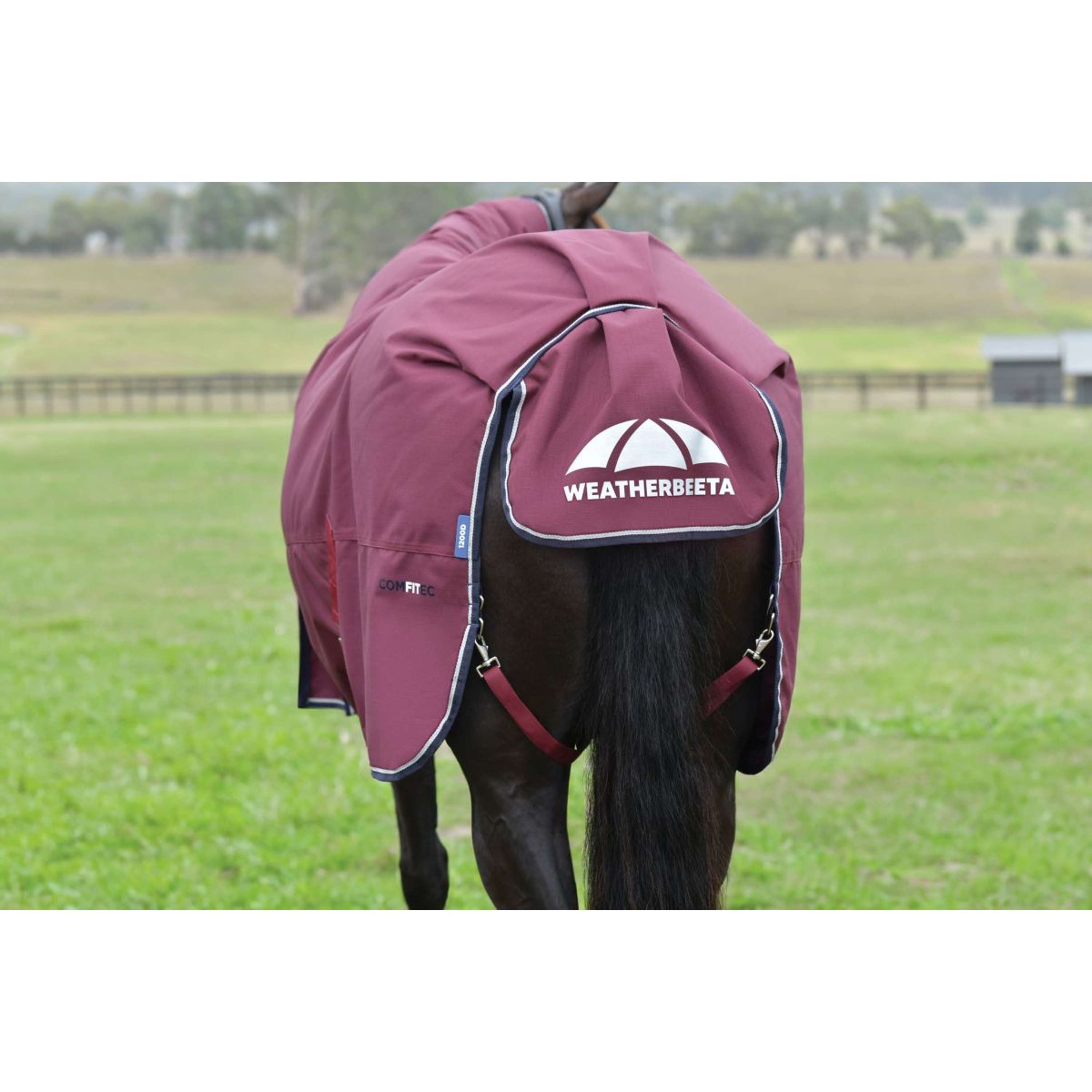 WeatherBeeta ComFiTec Essential Turnout 50g Burgundy/Navy