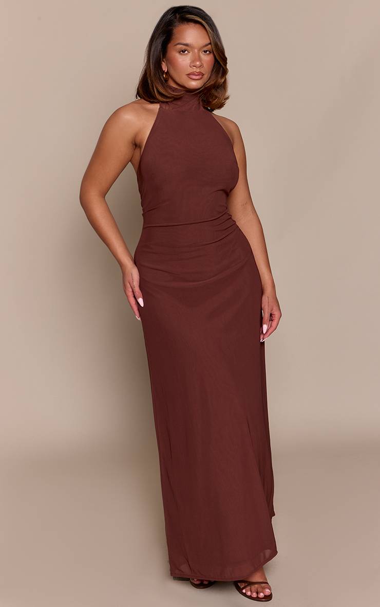 Chocolat Robe Maxi Ajustée Avec Détail Foulard En Mousseline