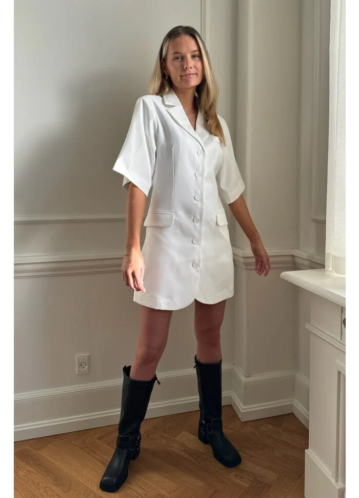 BYIC Selmaic Blazer Dress w white
