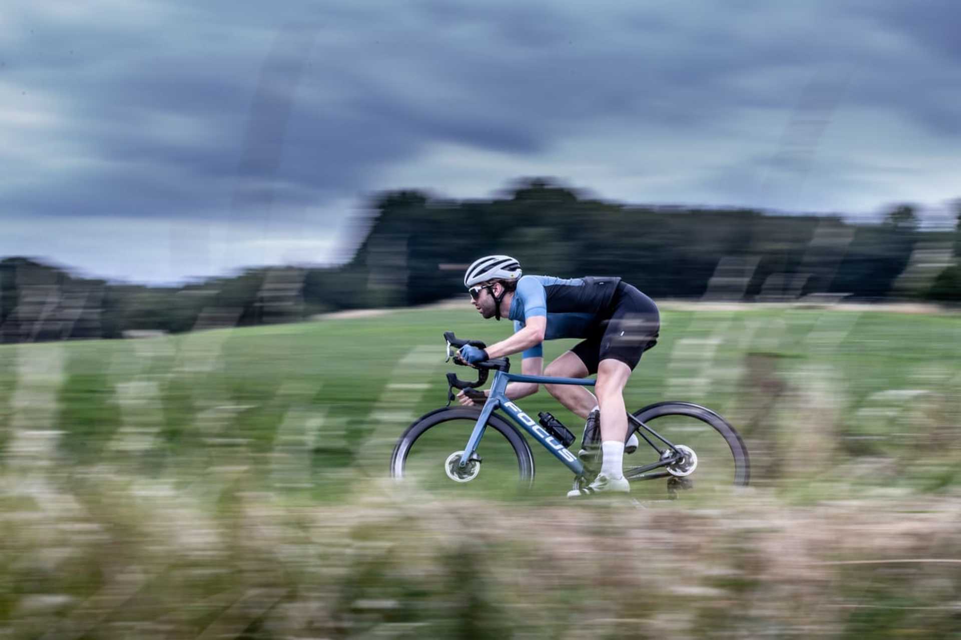 BBB Cycling Maestro MIPS BHE-10 Race Fietshelm Mat Wit