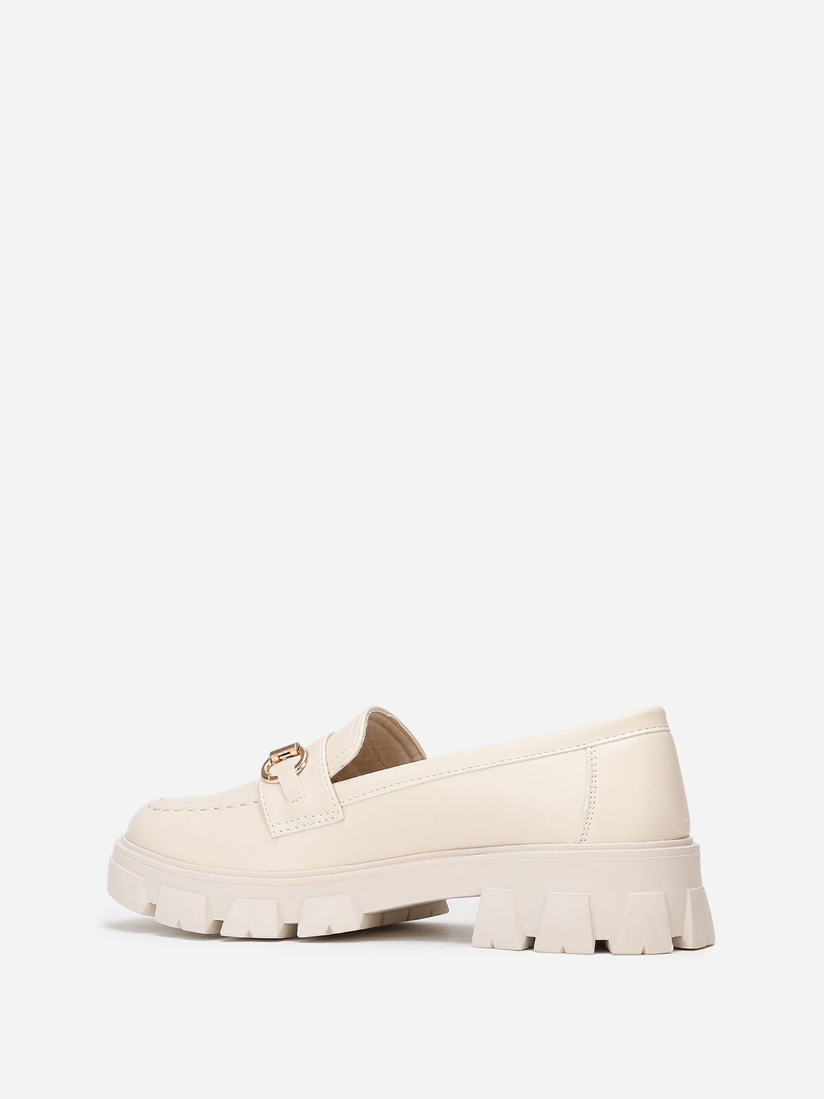Mocassins en simili à bride dorée- Beige