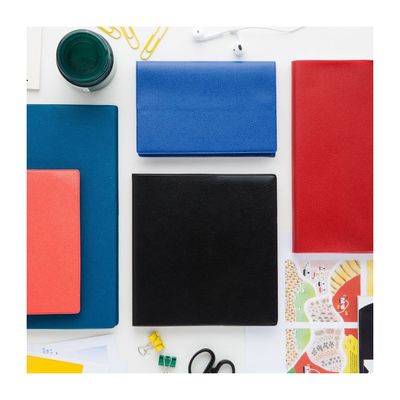 Agenda Impala Carla Prestige - 1 semaine sur 2 pages - 8 x 10,5 cm - disponible dans différentes couleurs - Quo Vadis