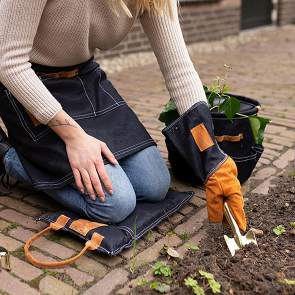 Repose-genoux de jardin en jeans