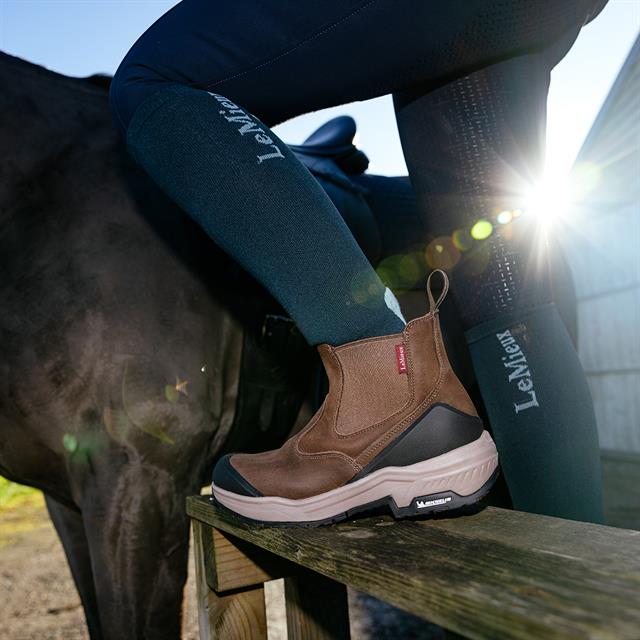 Stalschoenen LeMieux Trex Chelsea Bruin