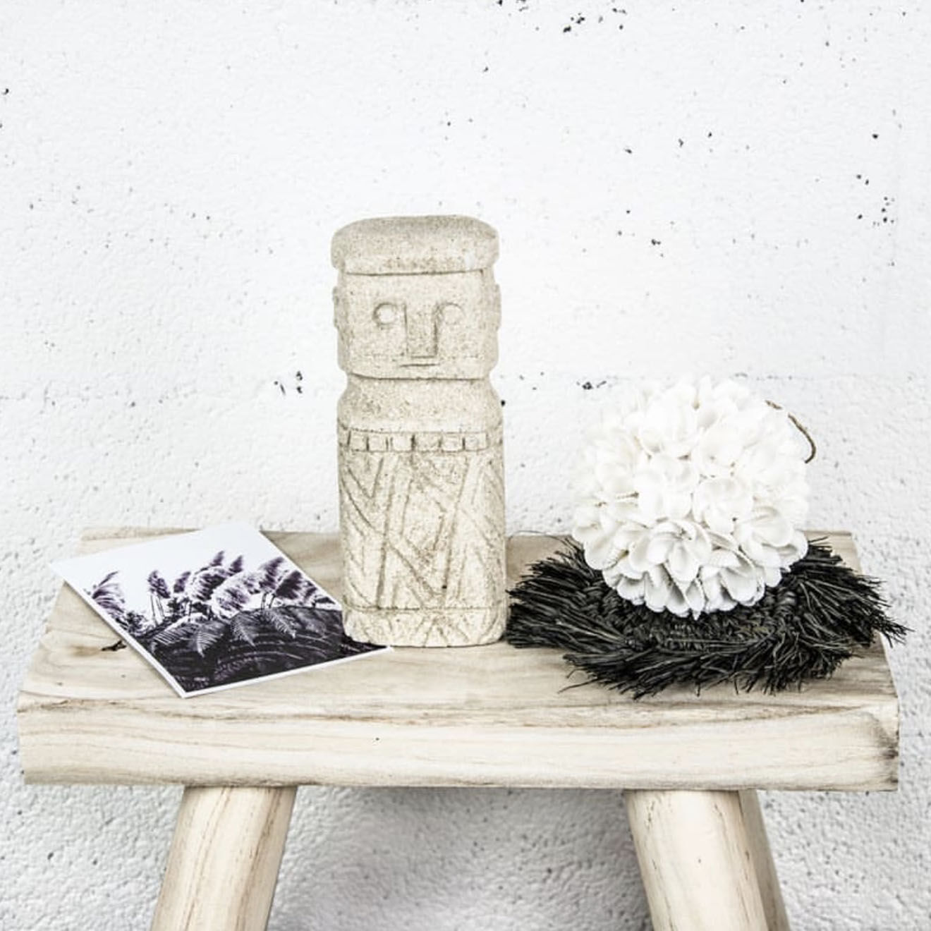 Bazar Bizar Statue de pierre Sumba naturel - 7x5x18 cm