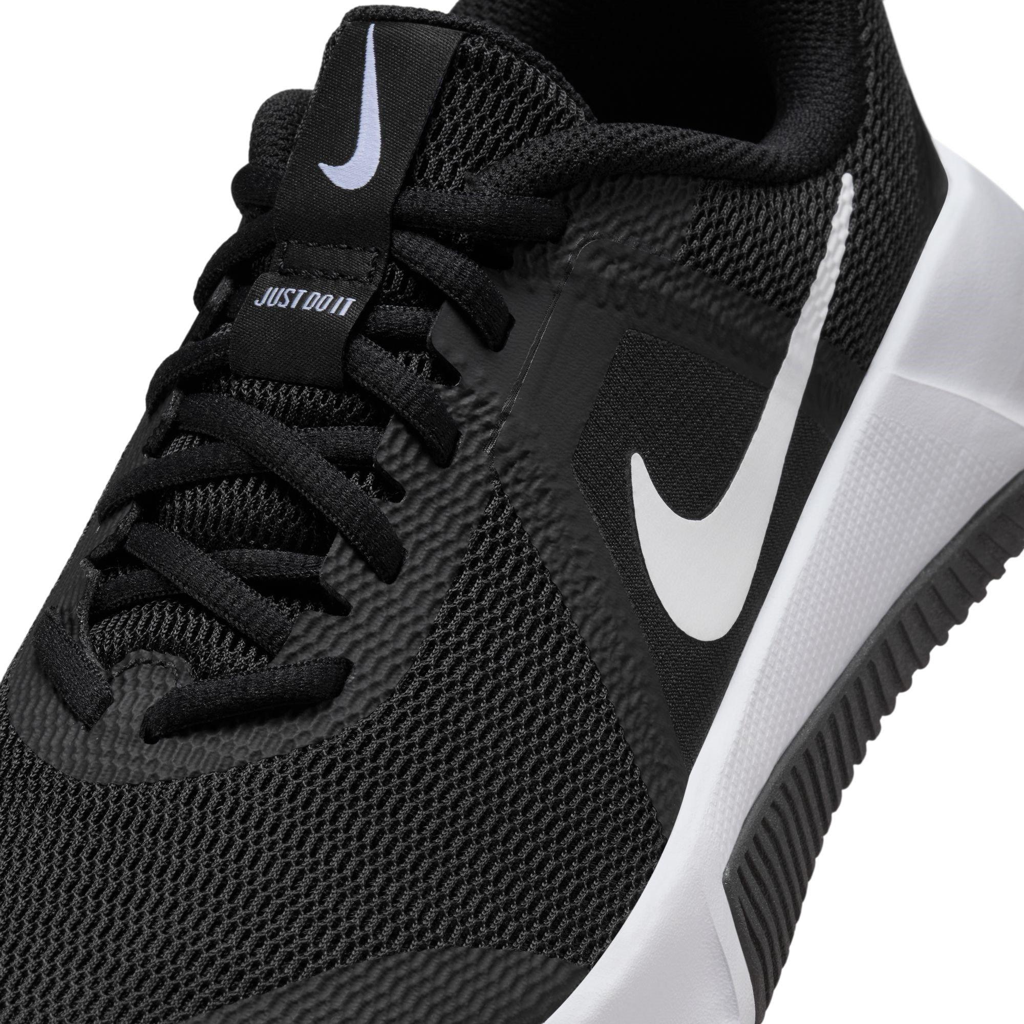Nike W MC TRAINER 3 Ld44