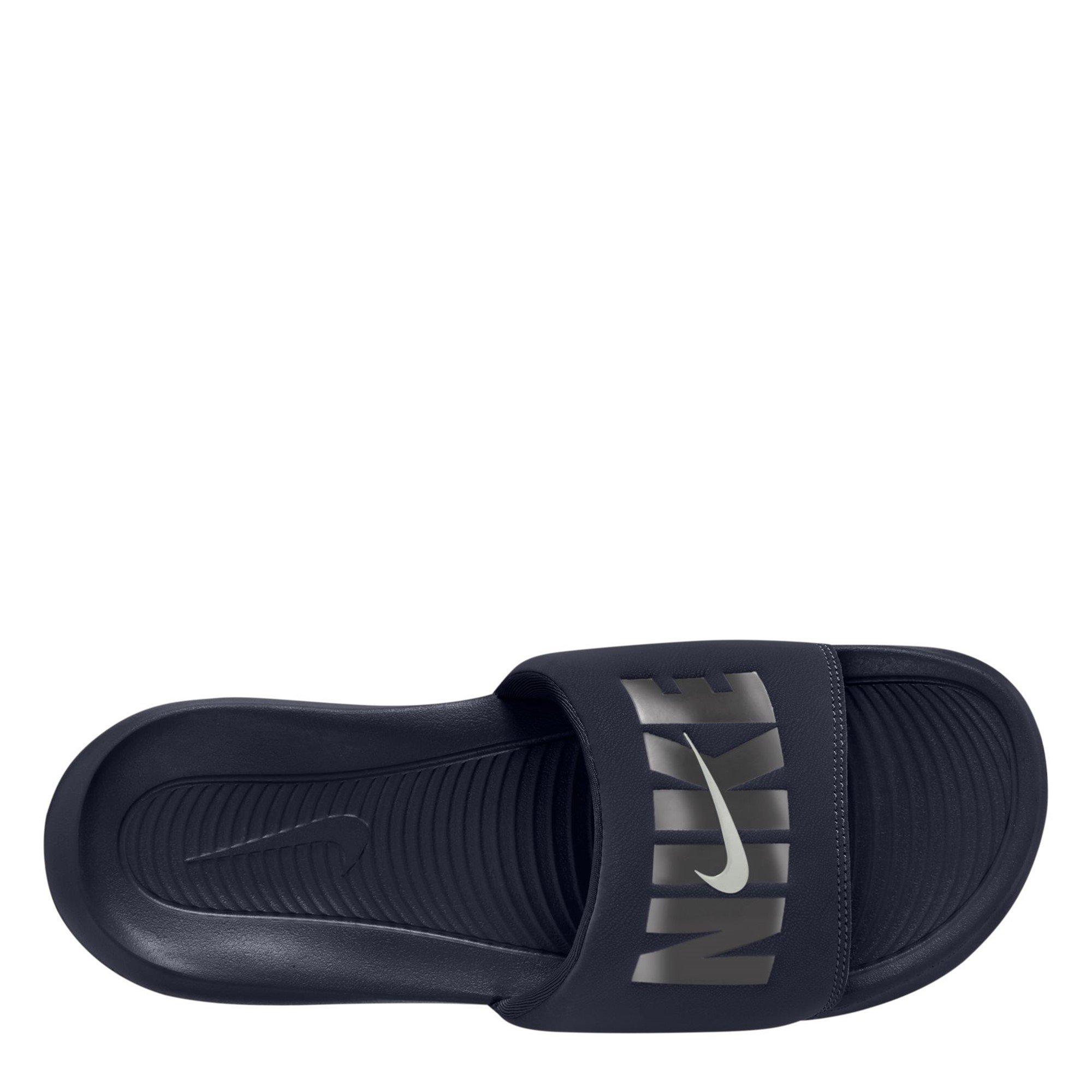 Nike Victori 1 Slide