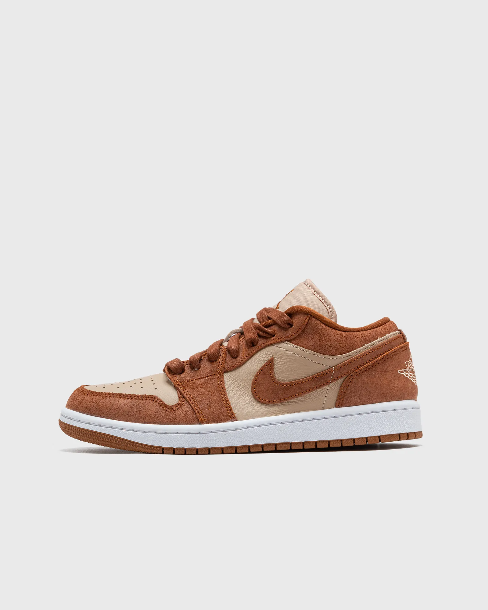Jordan WMNS AIR JORDAN 1 LOW SE