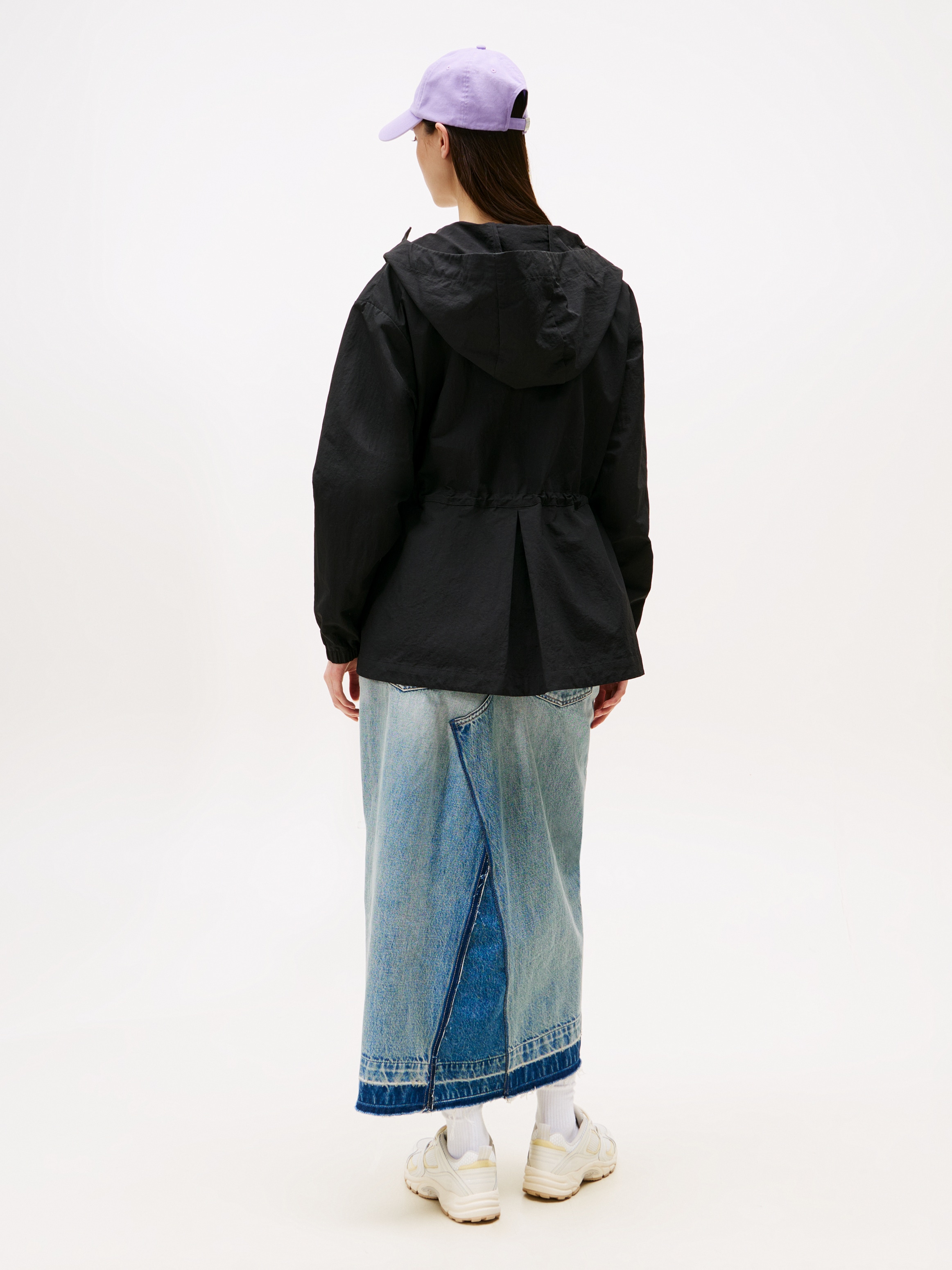 Tommy Jeans Windbreaker »TJW MIDI HOODED WINDBREAKER« mit Kapuze