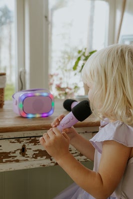 Lalarma Karaokesett med LED-lys & 2 Mikrofoner, Lilla