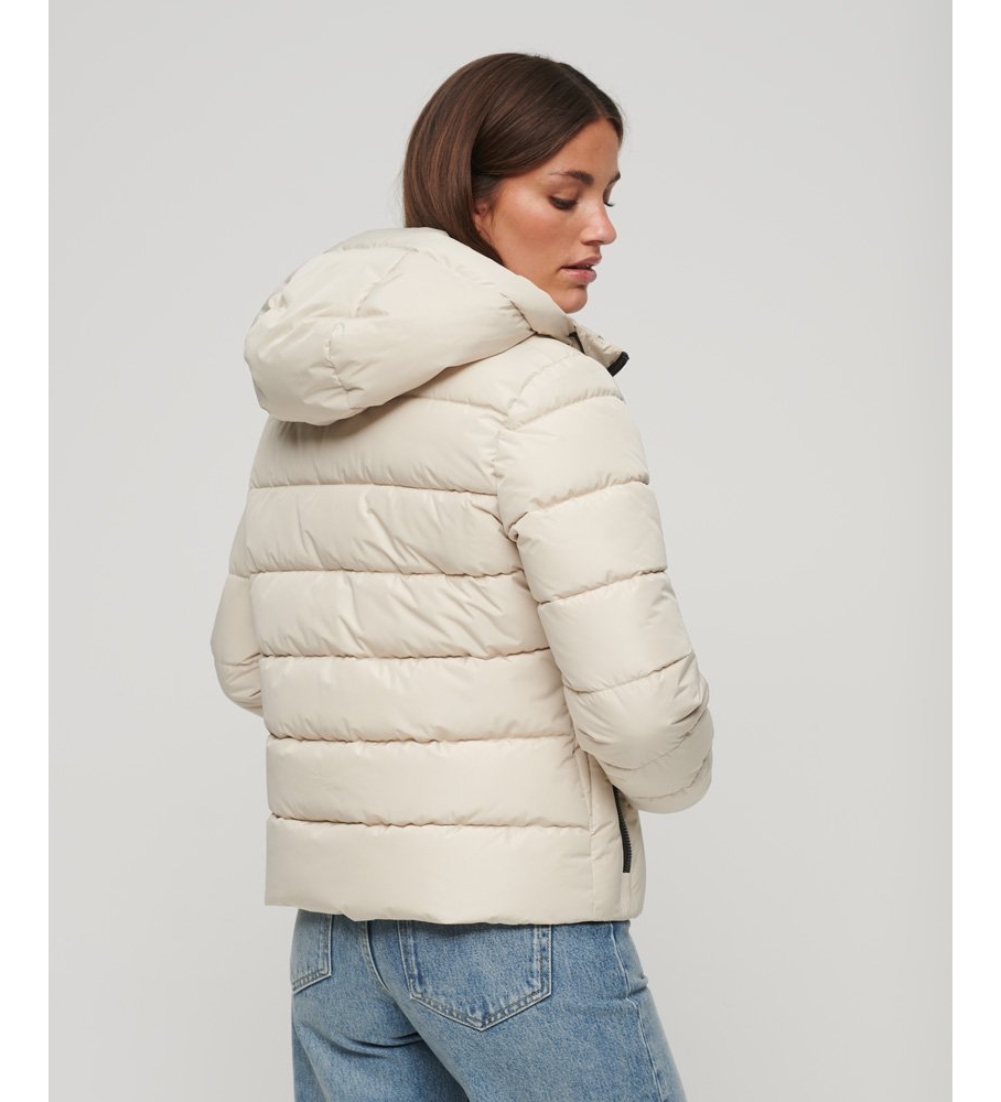 Jaqueta com capuz acolchoada Superdry Spirit Sports na cor bege