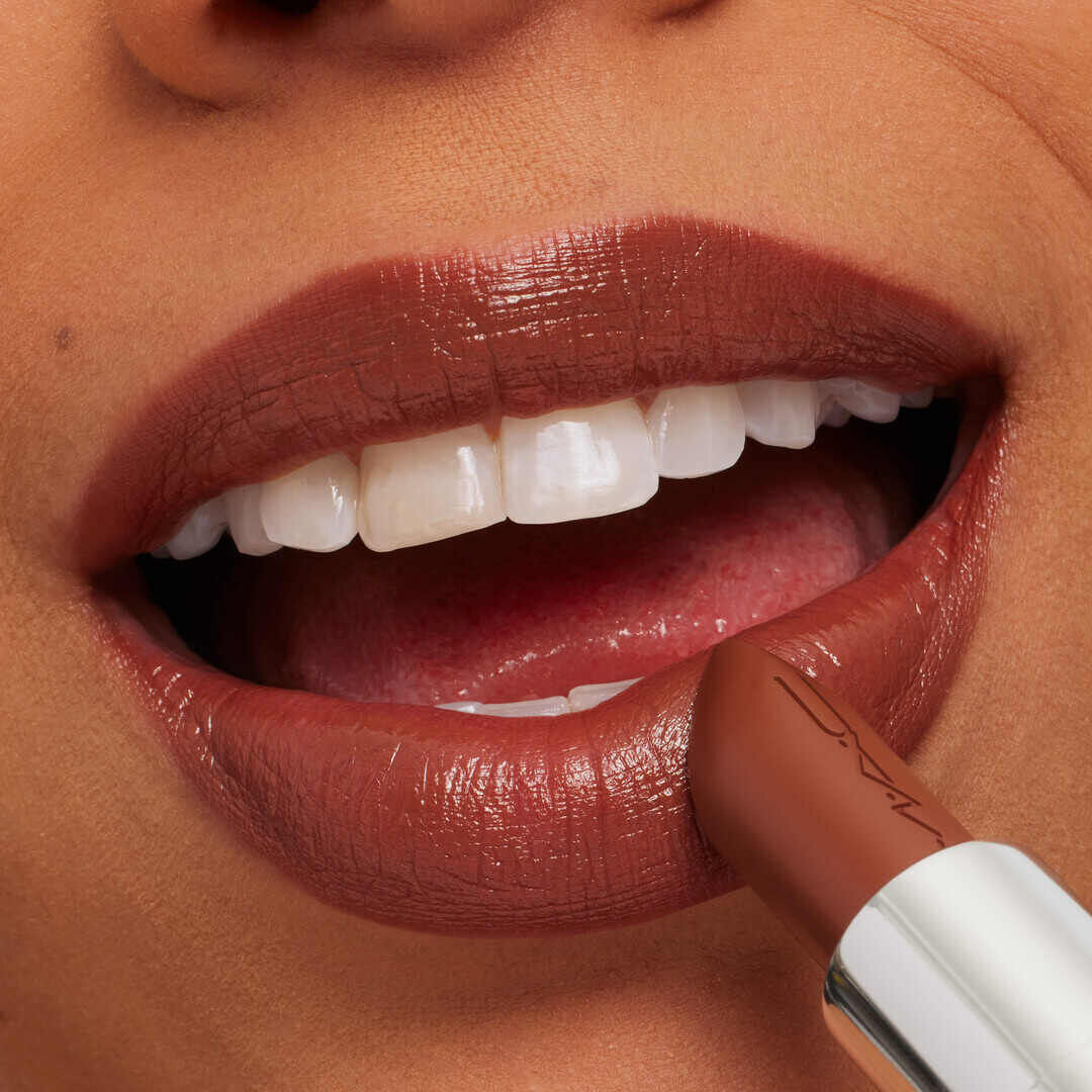MAC MACXIMAL Sleek Satin Lipstick