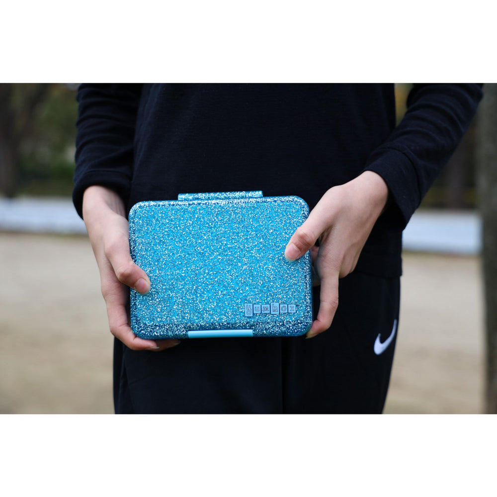 Køb Yumbox Twinkle Aqua Glitter / Clear Blue Tray Snack Size Small Bento Madkasse