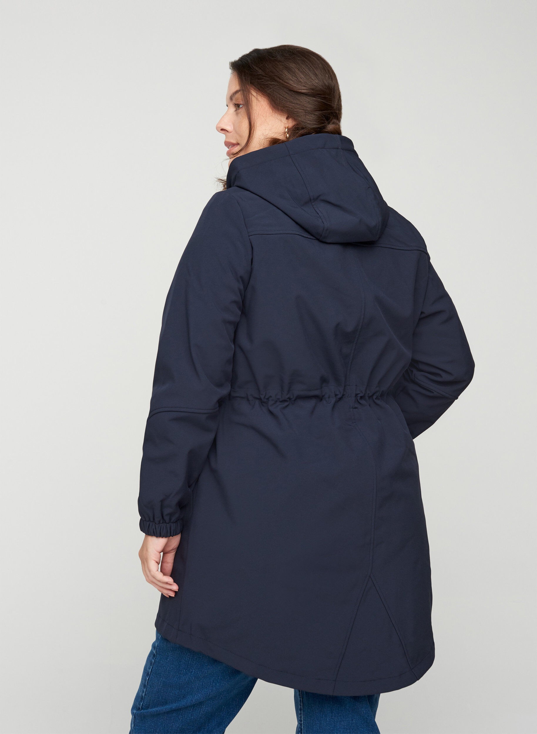 Softshell jakke med hætte