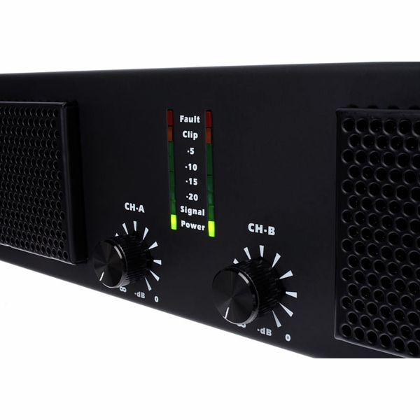the t.amp TSA 2200 Endstufe