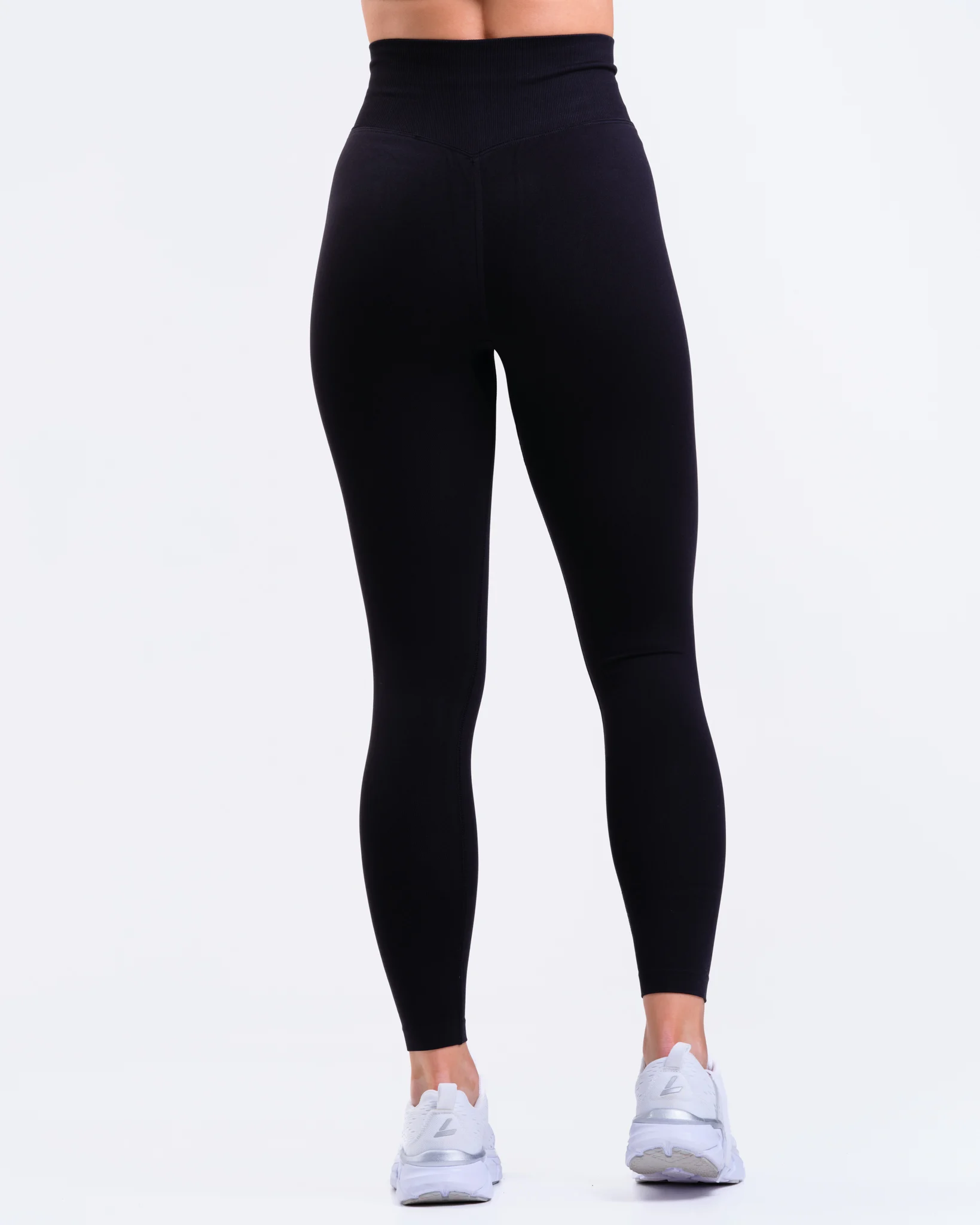 LEVITY Challenge Seamless Tights Black