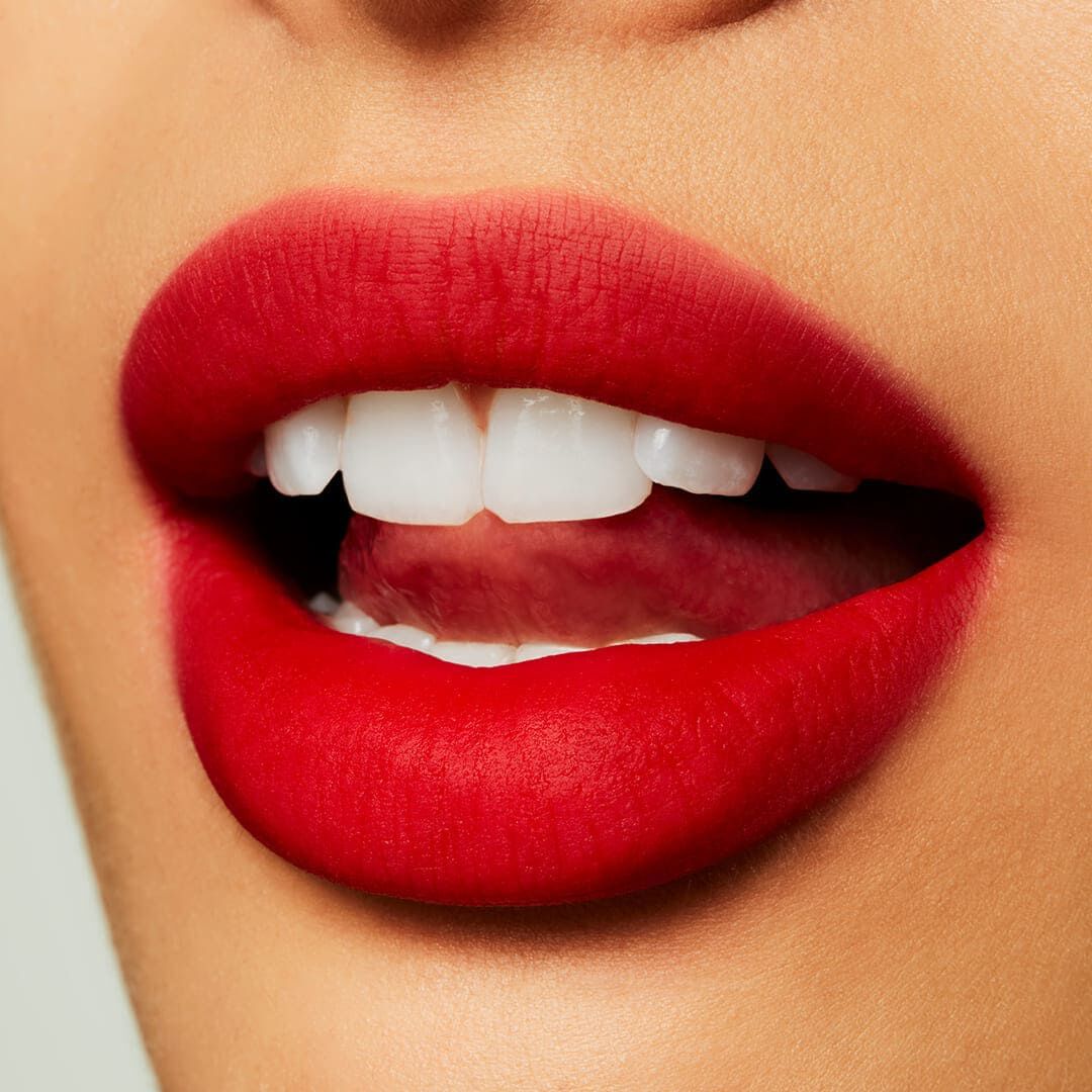 MAC POWDER KISS LIQUID LIPCOLOUR