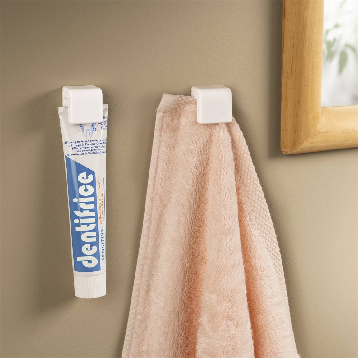 Lot de 2 clips muraux adhésifs pour salles de bains
