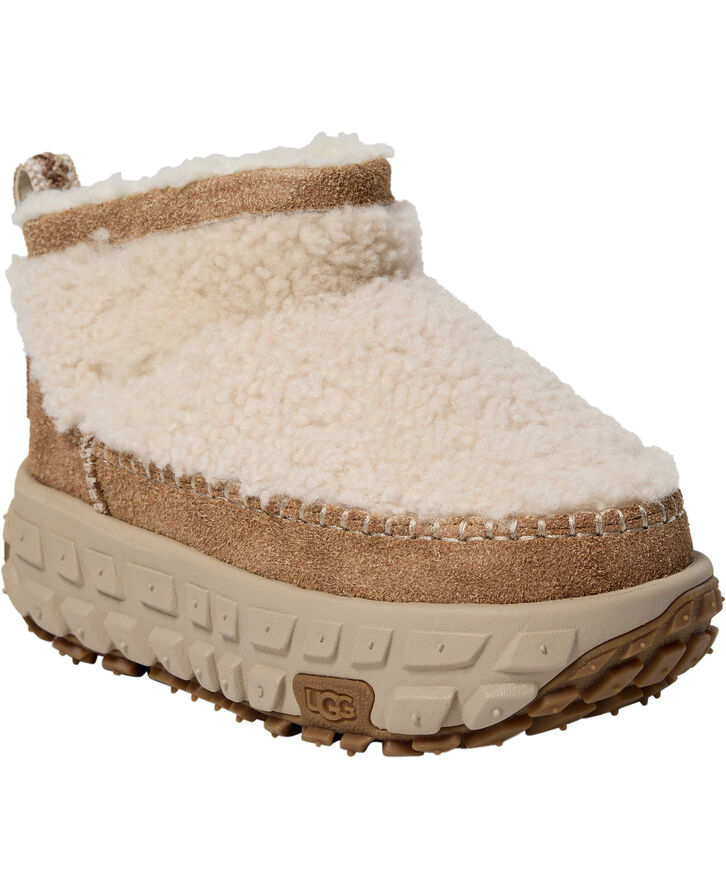 UGG UVenture Daze Ultra Natural