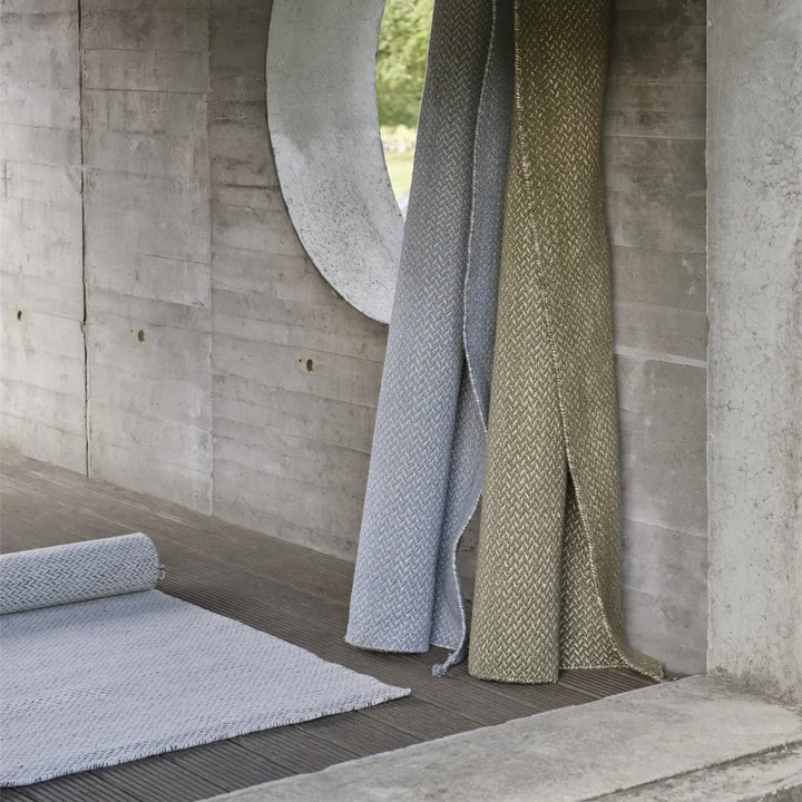 Muuto - Ply Outdoor Rug 140 x 80 cm, off-white