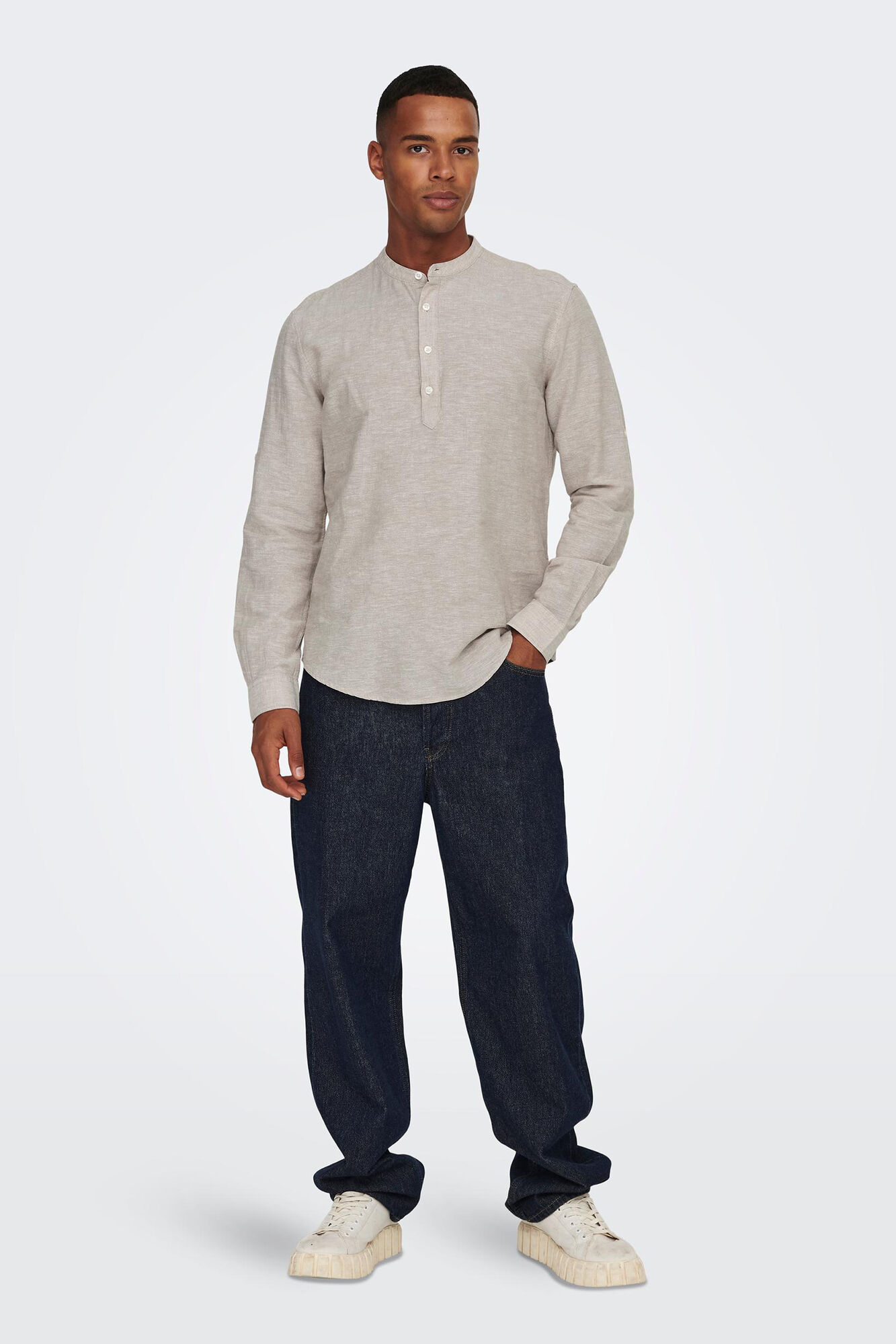 camisa polo com gola mandarim