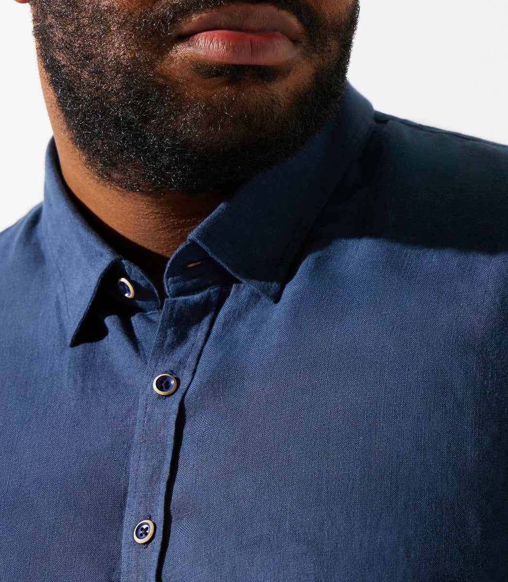 Chemise unie marine en lin KISSBT