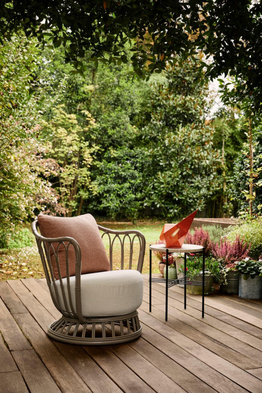 Gubi Grace Outdoor Lounge fauteuil Black
