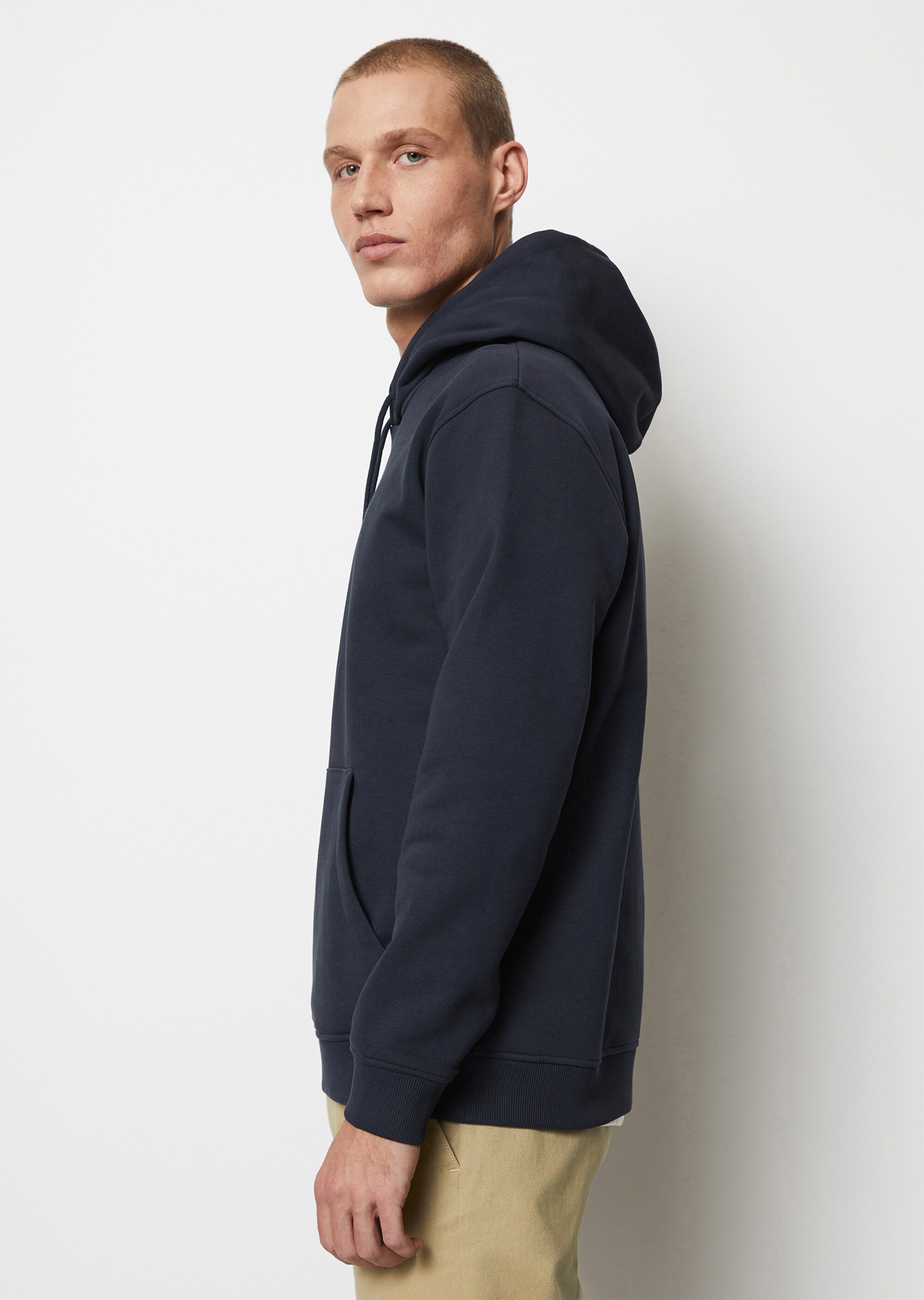 Hoodie relaxed aus hochwertiger Bio-Baumwolle
