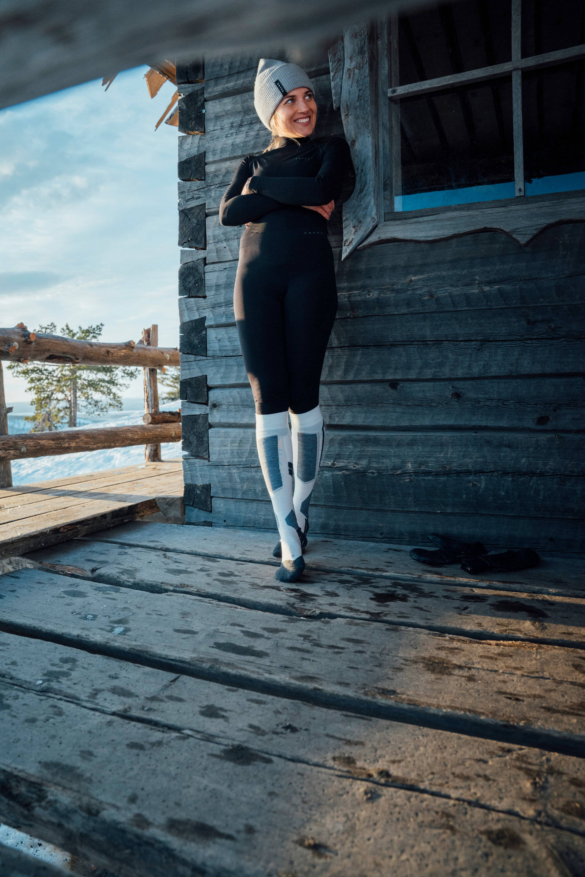 FALKE SK4 skikousen ecru