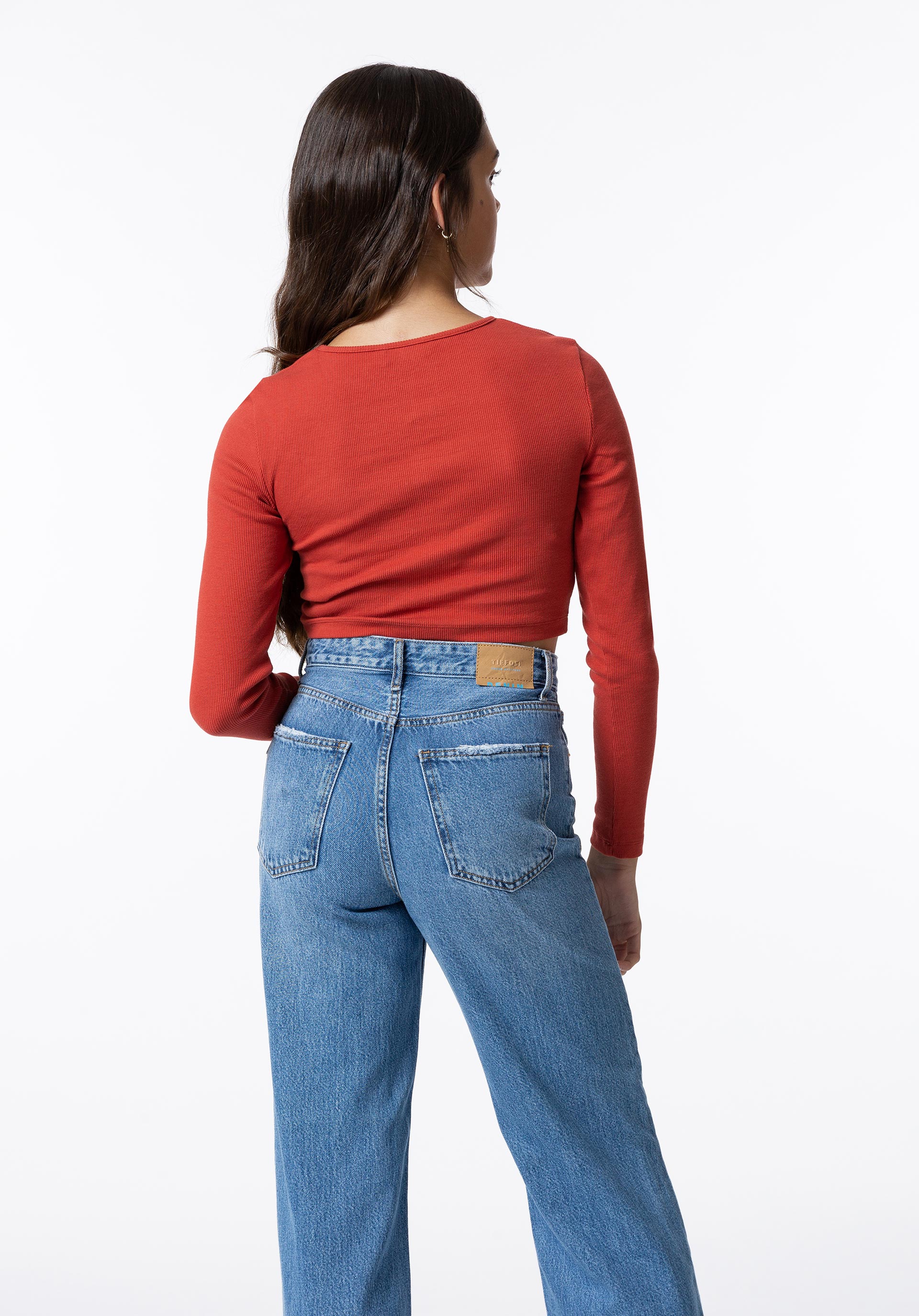 T-shirt Cropped Cut Out