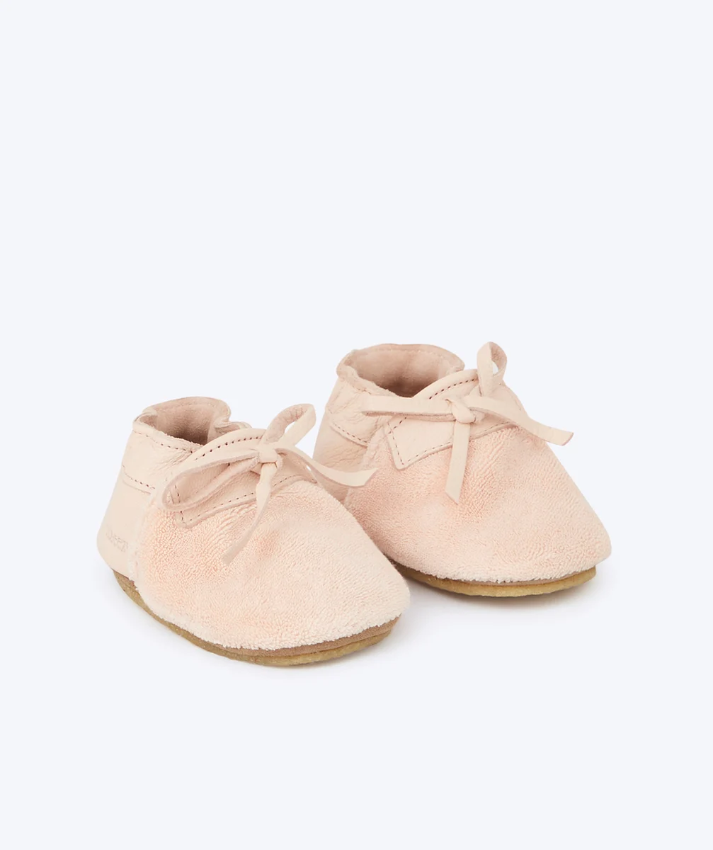 ROBEEZCHAUSSONS BÉBÉ EN CUIR ET CRÊPE ROSE PÂLE