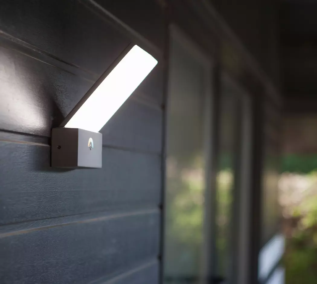 LED-Außenwandleuchte Pano