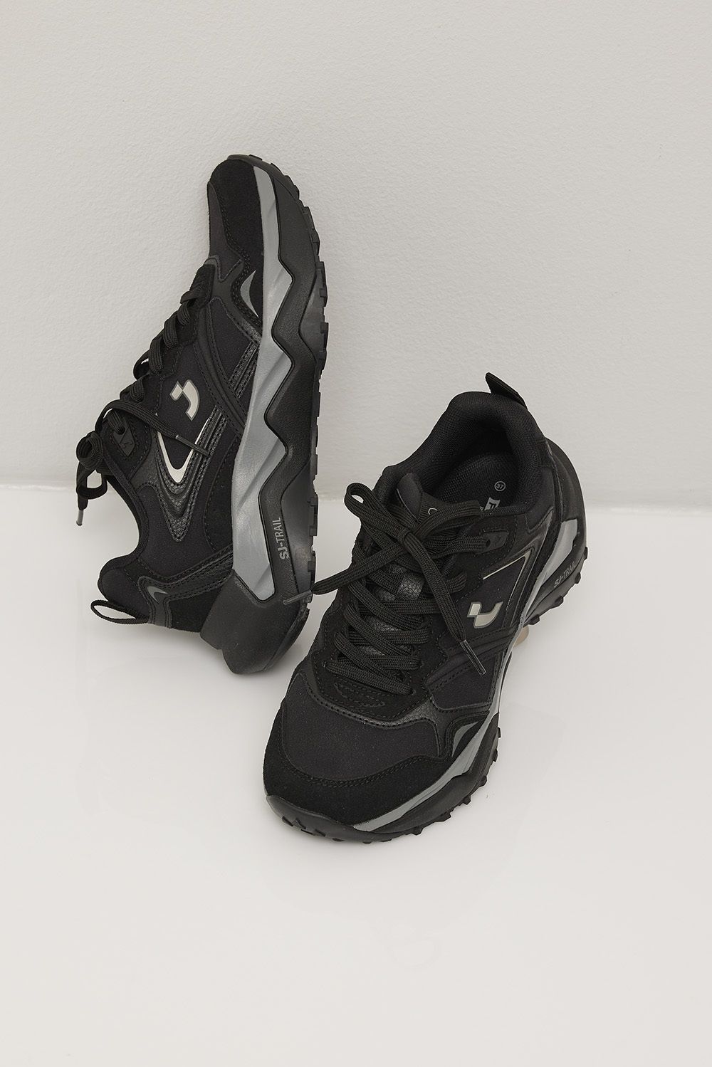 Sneaker Misty