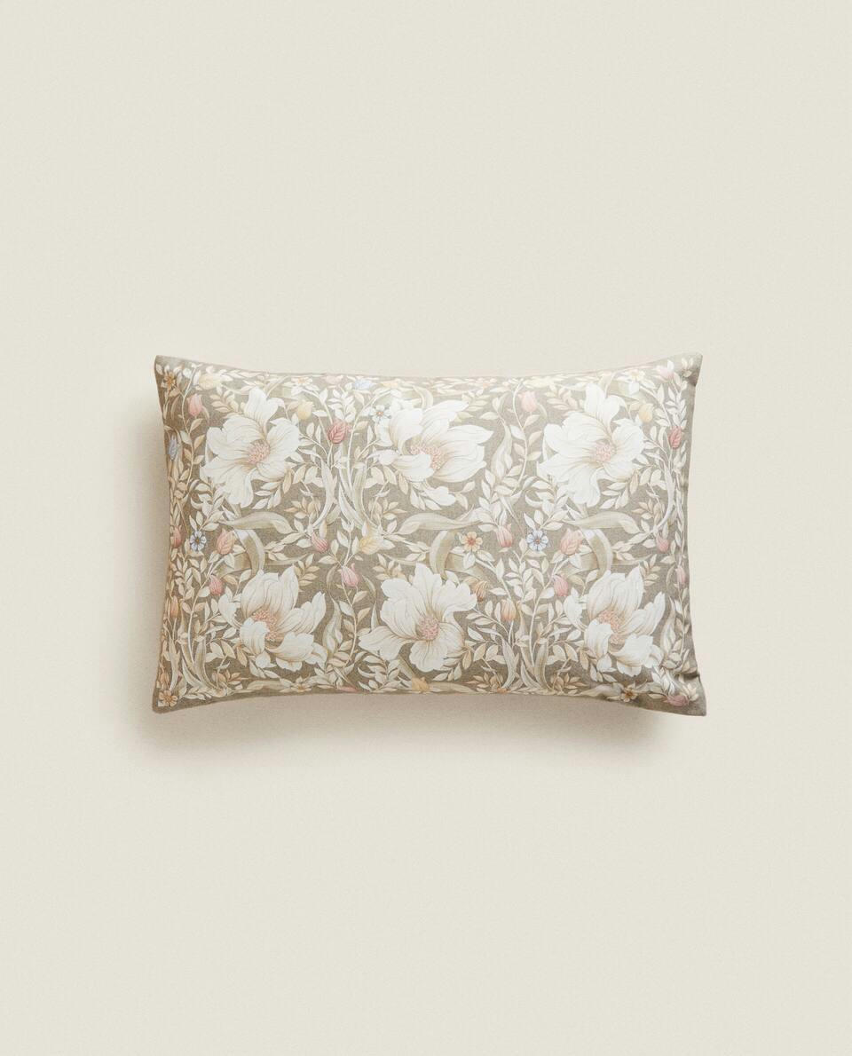 CAPA DE ALMOFADA COM ESTAMPA FLORAL