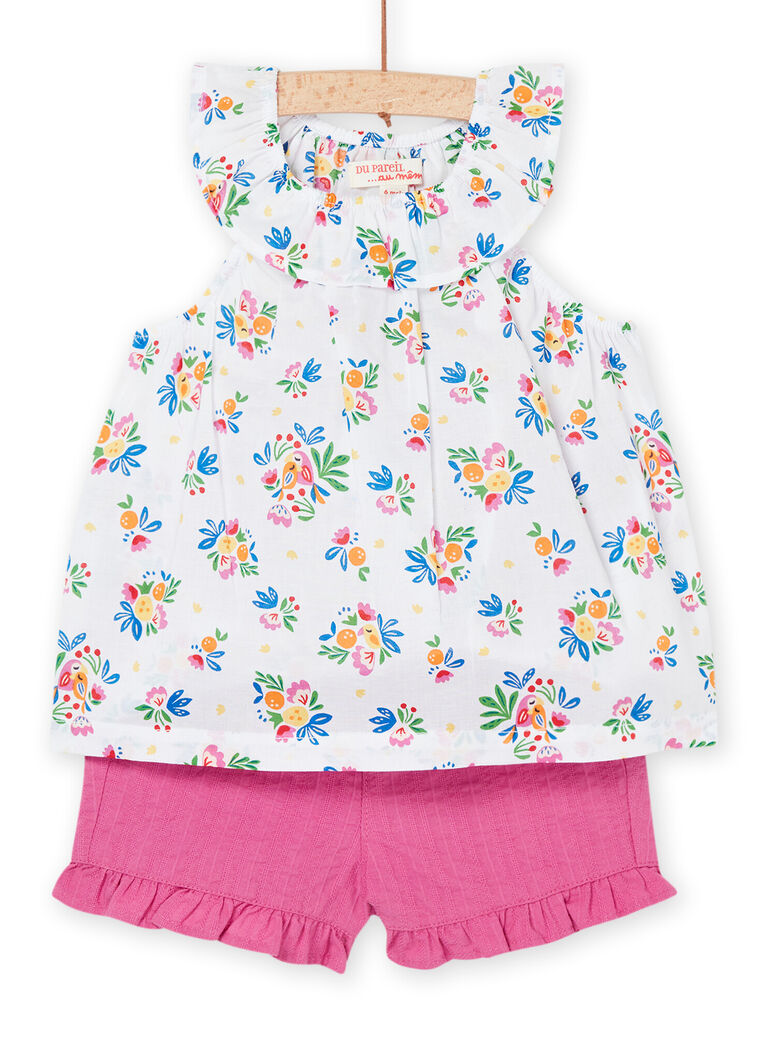 Débardeur et short blanc à imprimé fleurs.