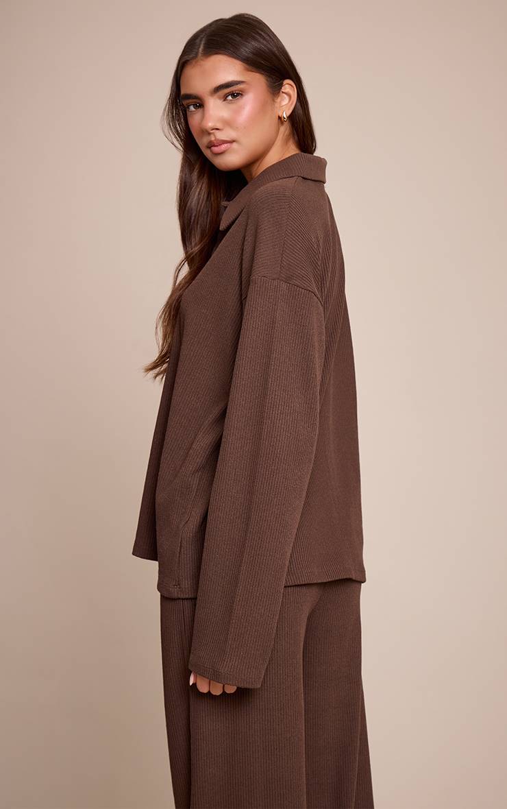 Marron Foncé Chemise Côtelée Épaisse À Manches Longues Et Col