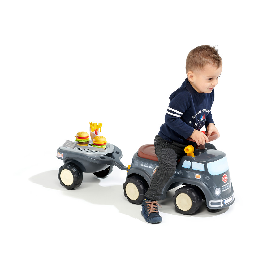 Food-truck avec accessoires