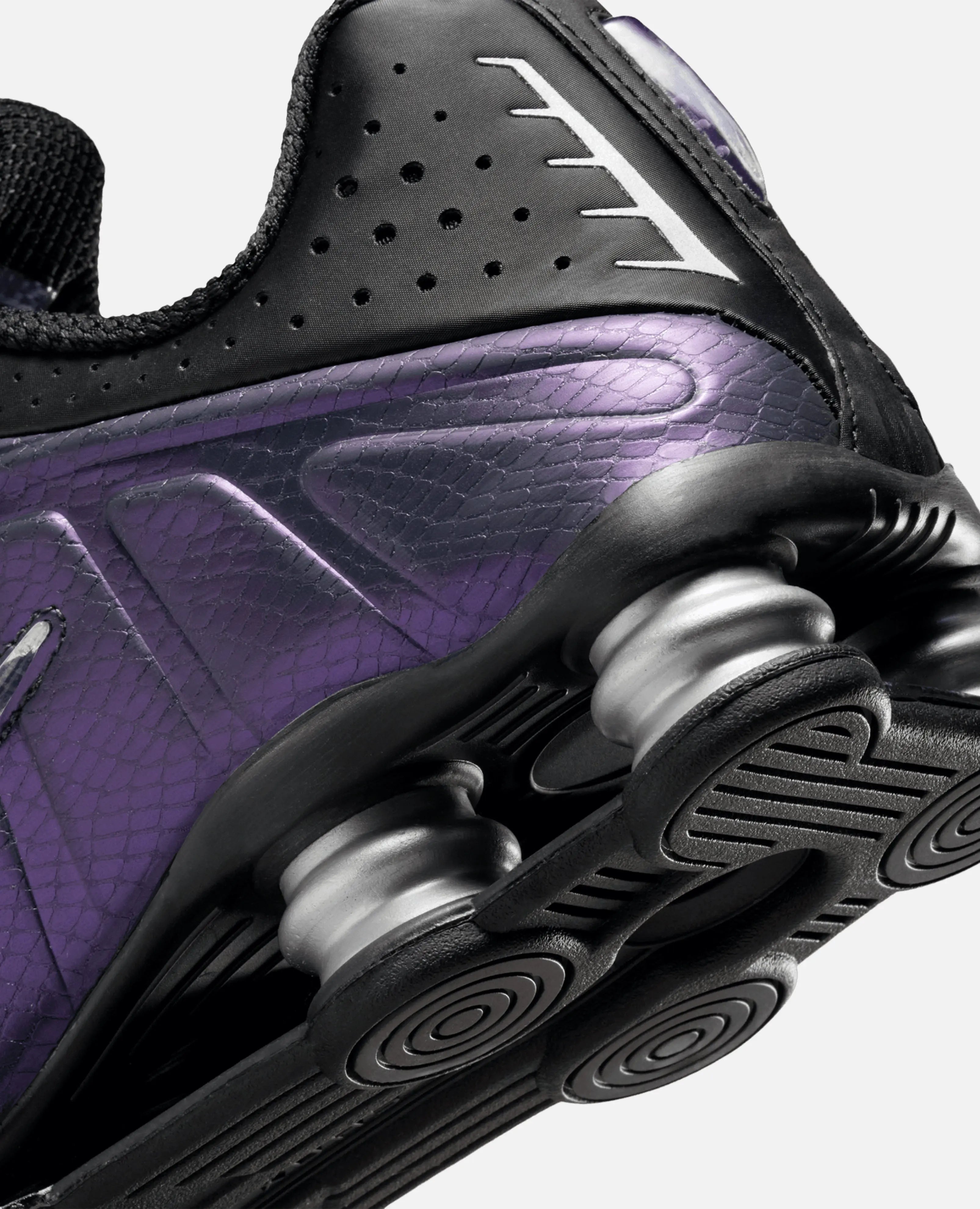 Nike Shox R4 (Black/Anthracite-Metallic Silver)