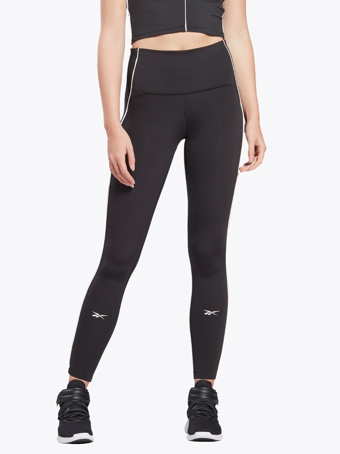 Lux Performance Tights Short