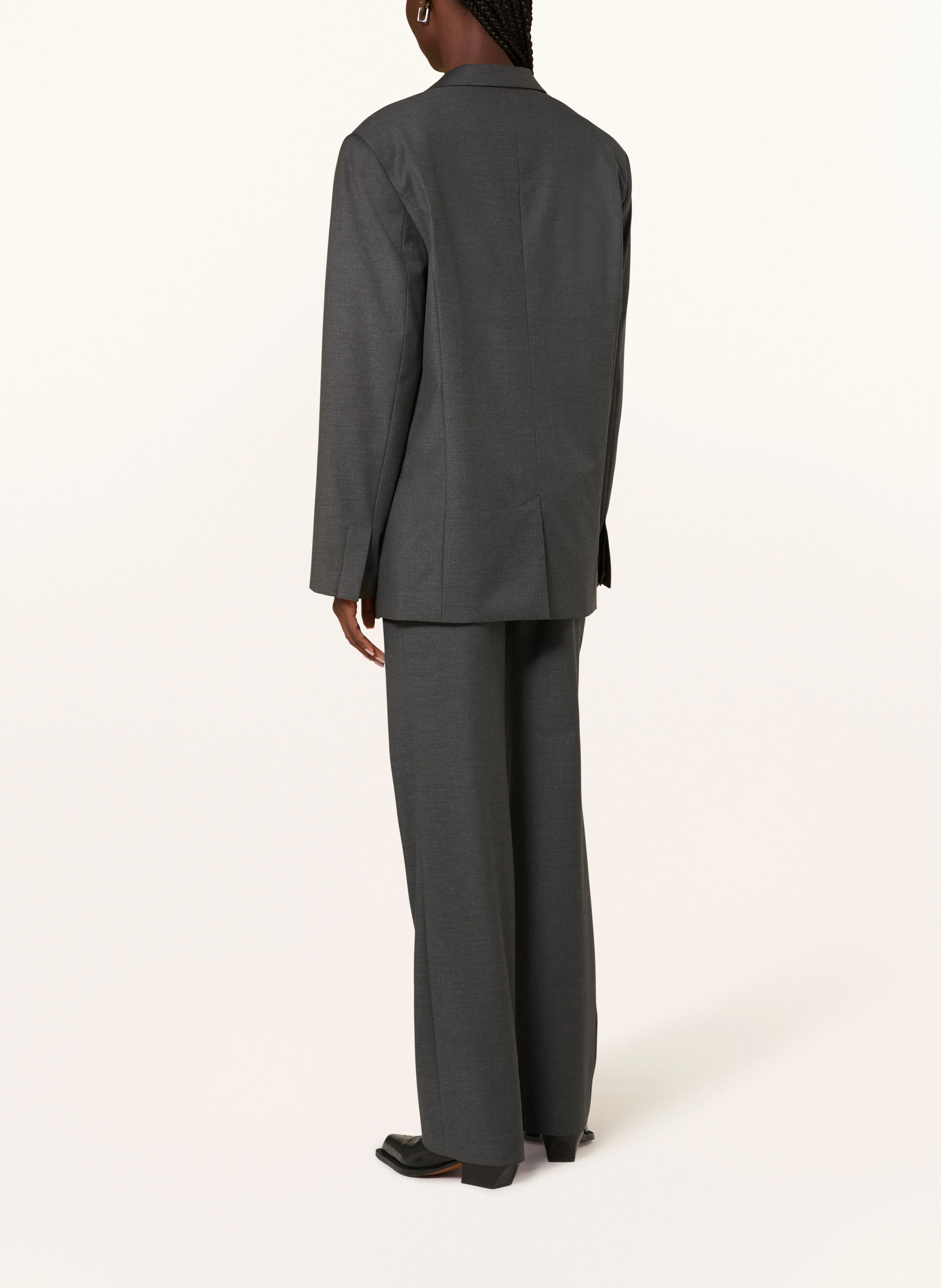 REMAIN Oversized-Blazer
