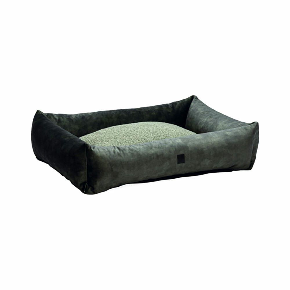 Designed by Lotte Ligbed YndisGroen 95 x 80 x 25 cm