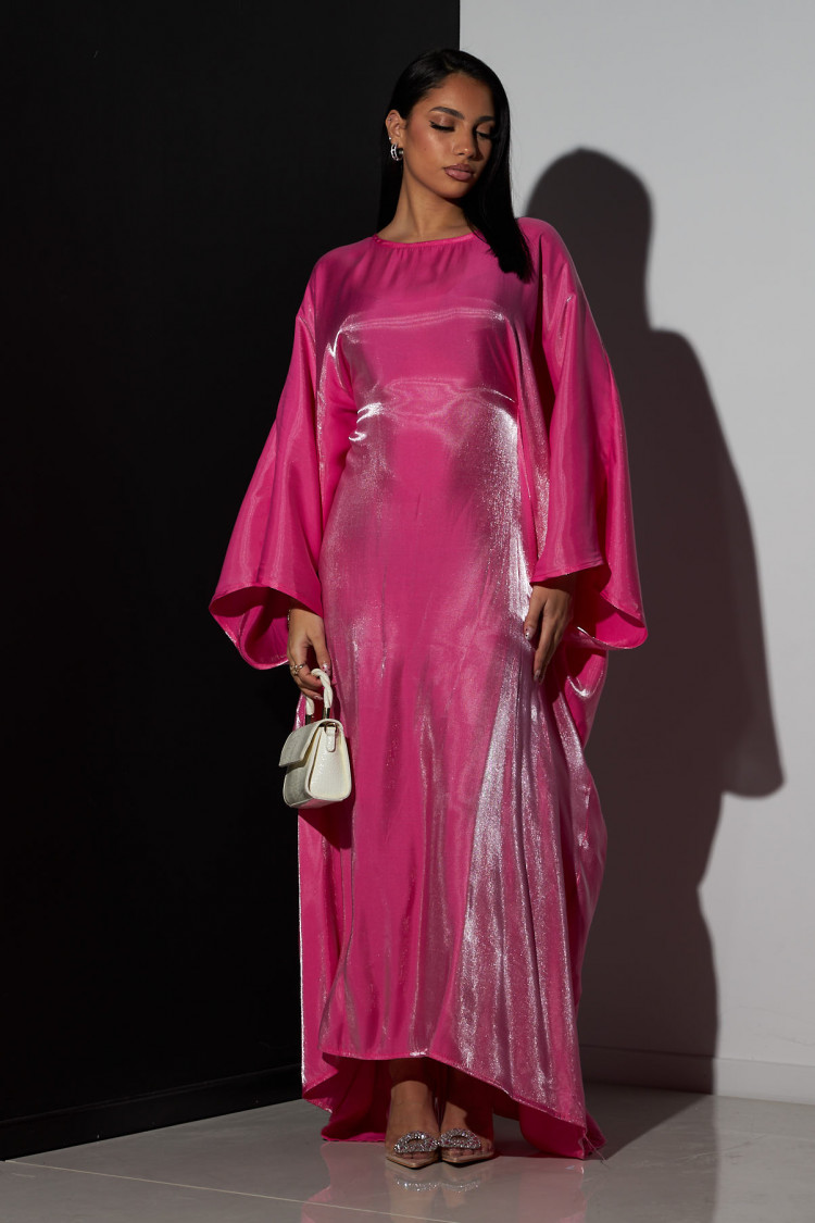 Abaya fuchsia à manches chauves-souris satinée