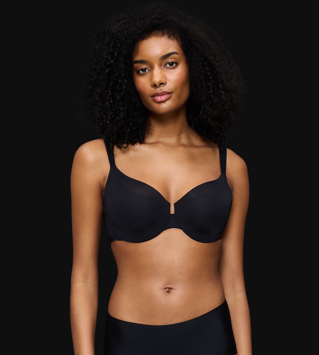 TRIUMPH<br>BH MAQUIAGEM CORPORAL ILLUSION CURVE