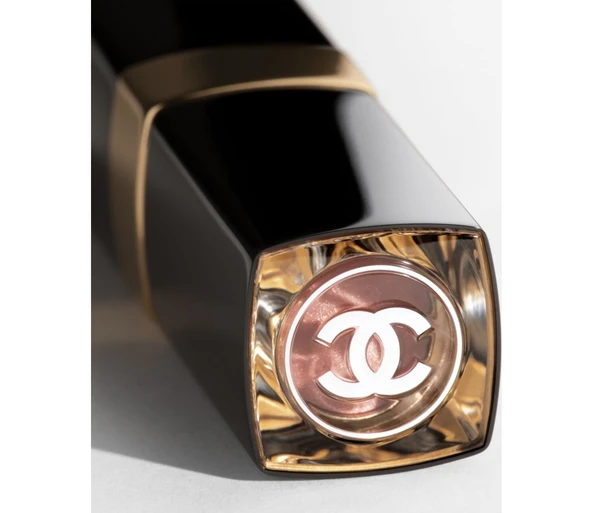CHANEL ROUGE COCO FLASH La couleur, la brillance, l'intensité en un éclairCoco Flash Boy 54