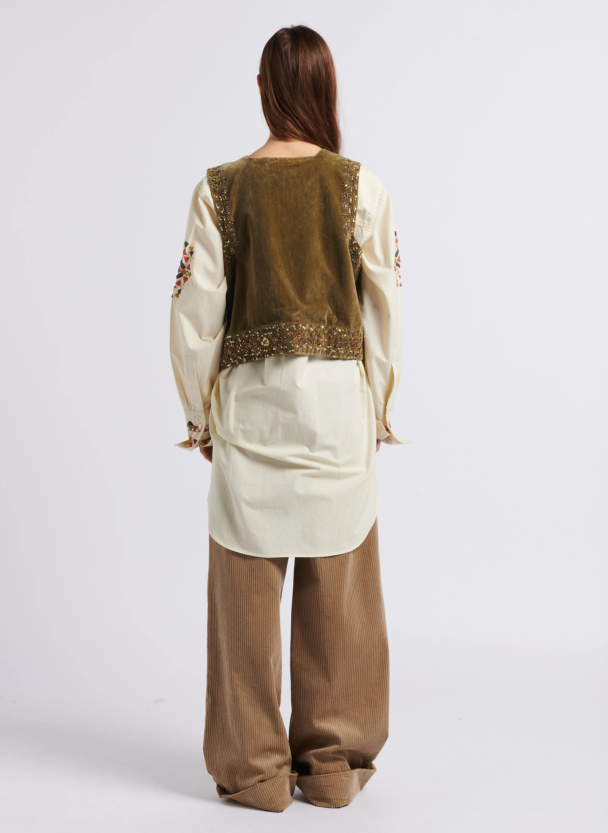 PLAYFUL - Blouse col V brodée en coton| Blanc