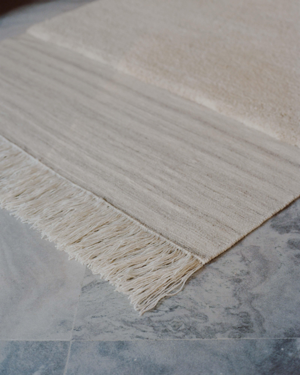 Linie Design Eternal Eye vloerkleed 200x300 krijt
