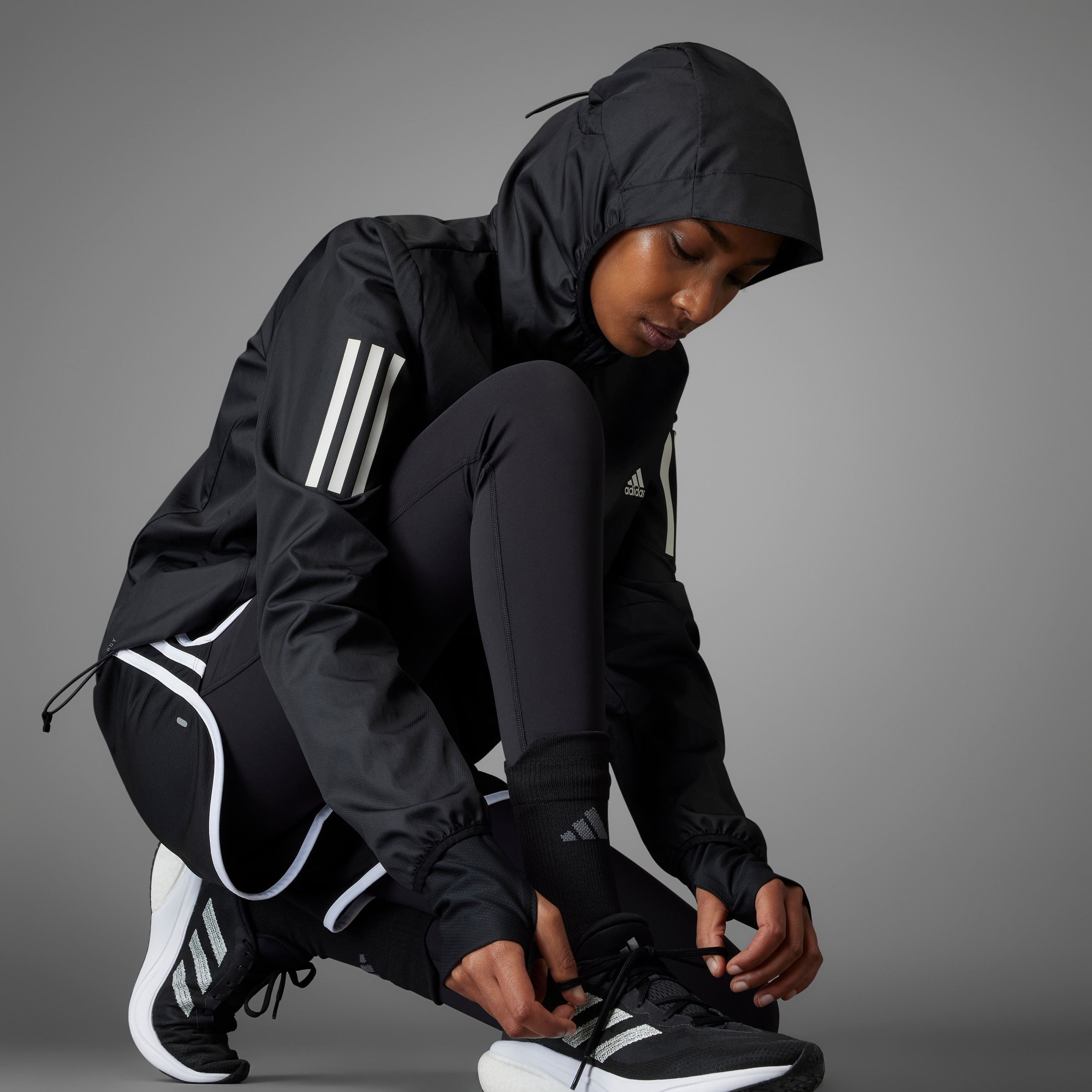 Adidas OTR Windbreaker Jacket, Dame<br>Løpejakken som gir god beskyttelse mot vær og vind!