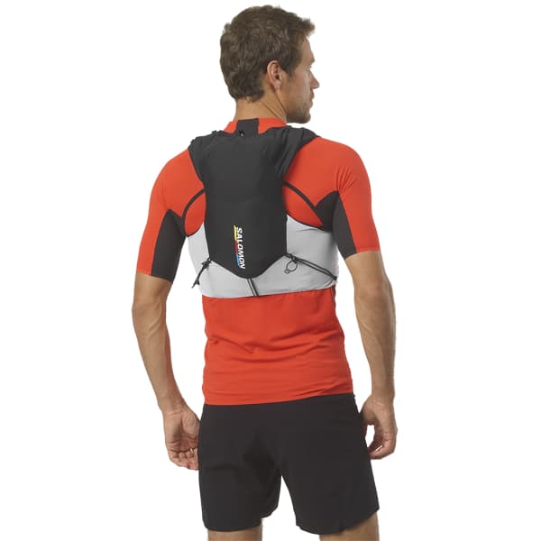 Sac trail SALOMON ADV SKIN 5 RACE FLAG BLACK/WHITE
