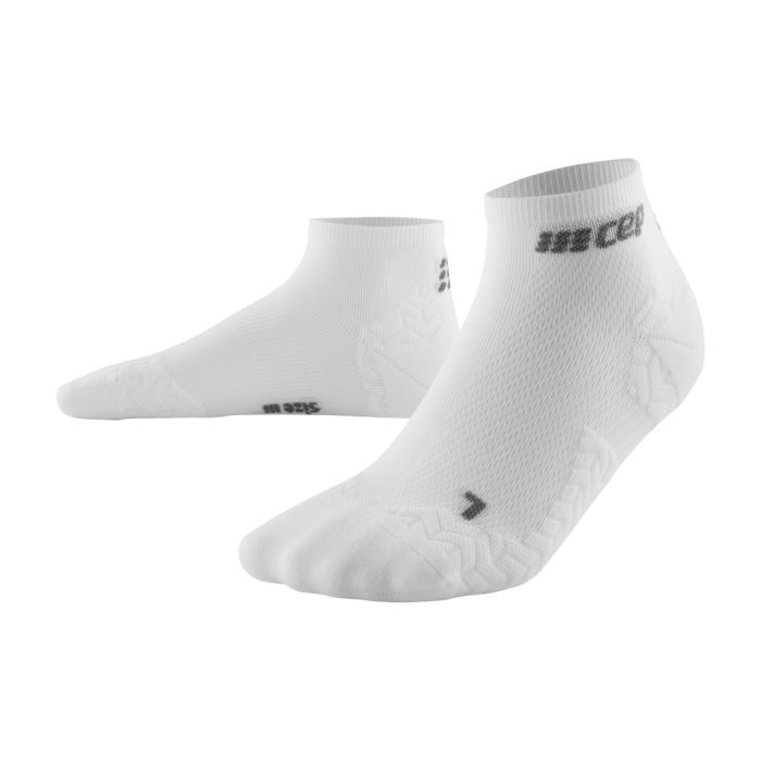 CEP Dame Strømper Ultralight Compression Low Cut Socks Hvid
