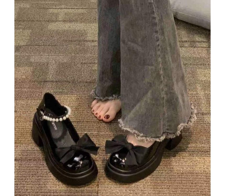 Bolitin - Mary Jane-schoenen met plateauhak en strik, imitatieparelband